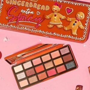 Too Faced Gingerbread Extra Spicy Palette